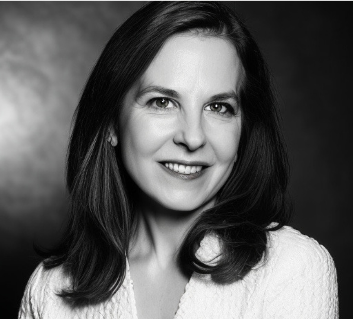 Portrait of a midlife woman smiling – blog for women over 50