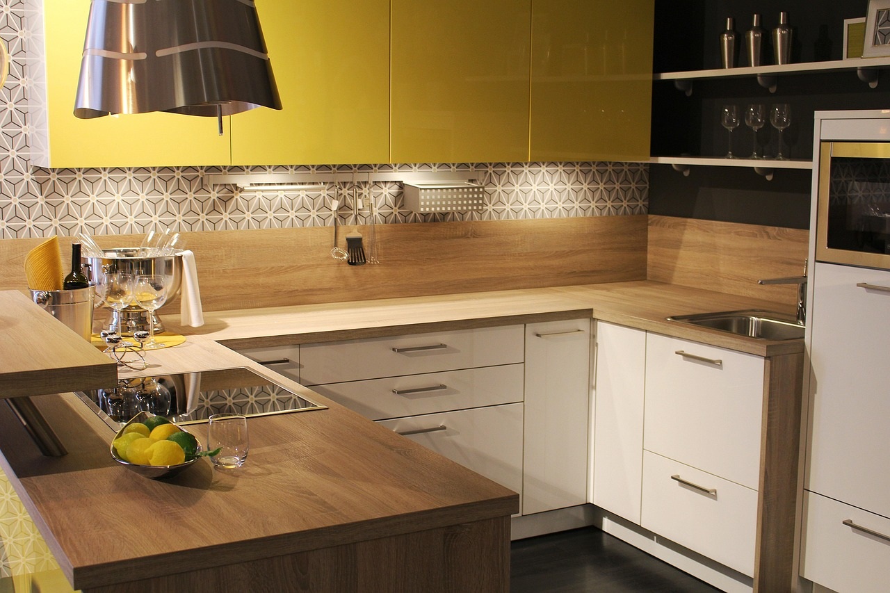 decluttered kitchen